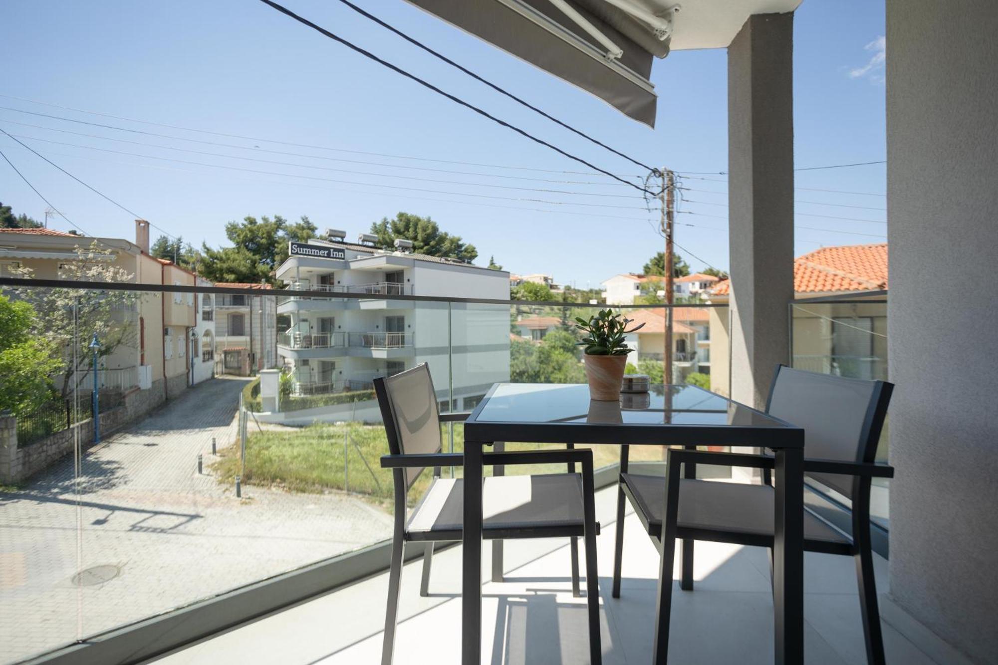 Avgerinos Apartments Полихроно Экстерьер фото