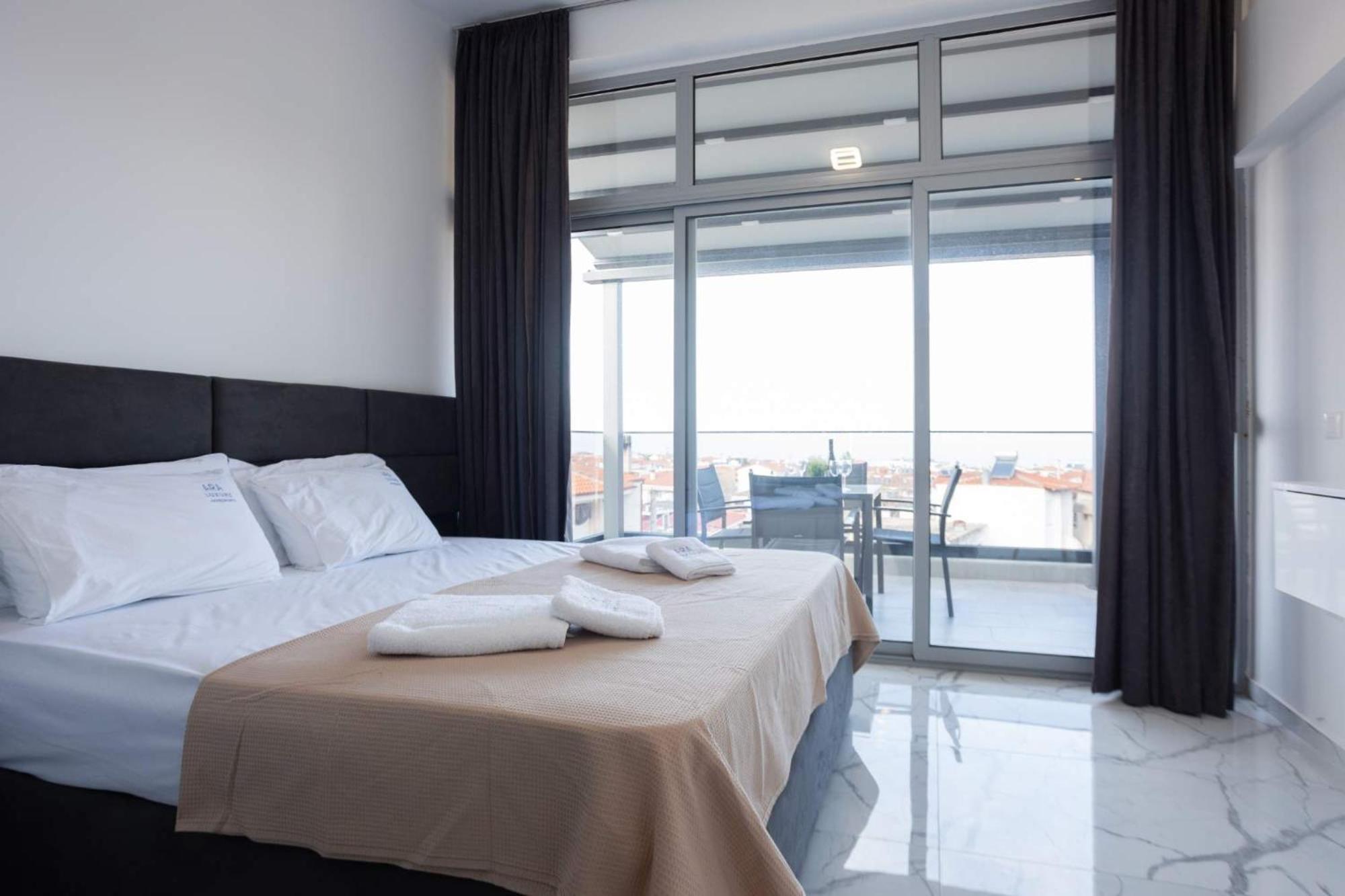 Avgerinos Apartments Полихроно Экстерьер фото