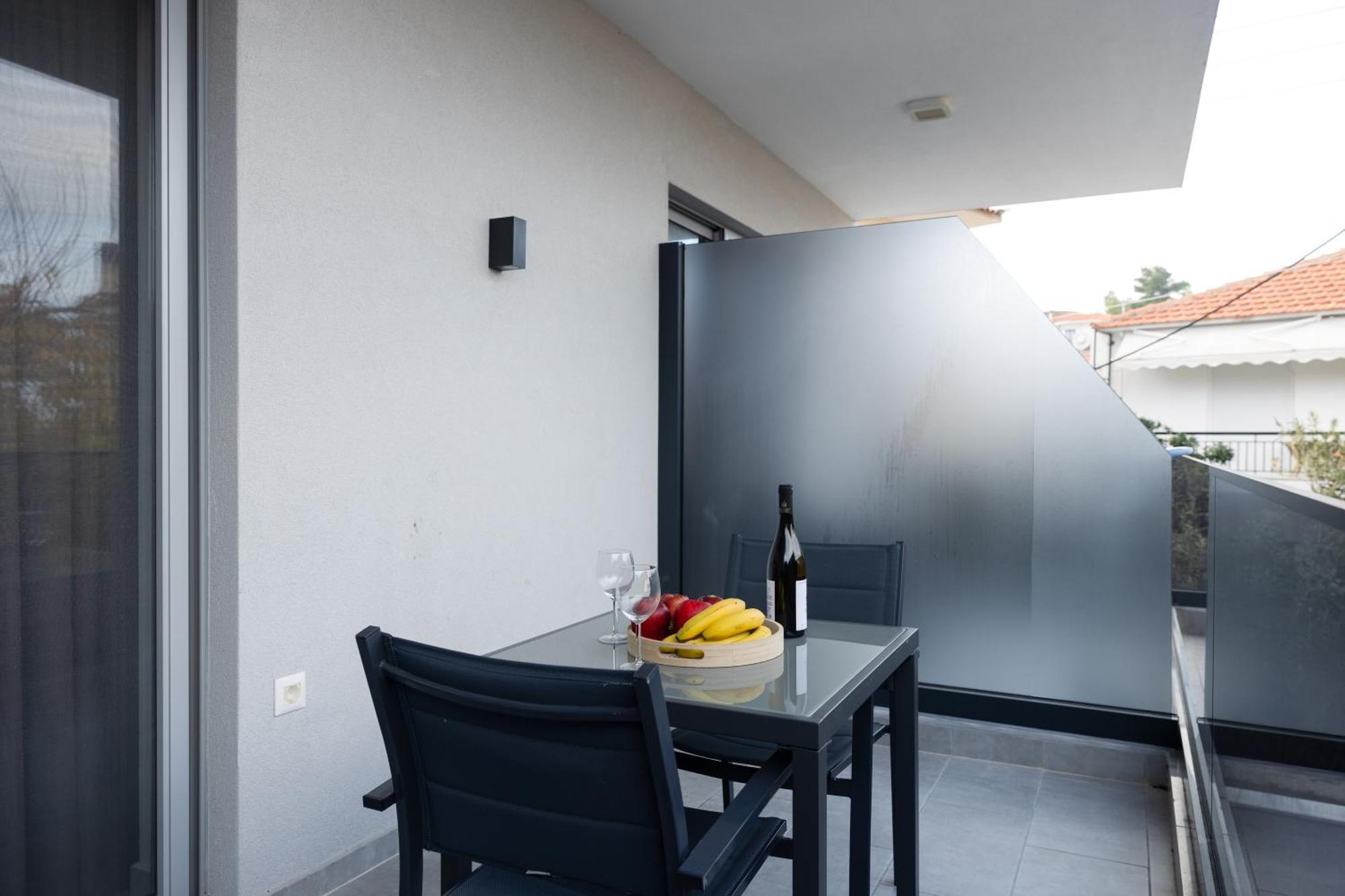 Avgerinos Apartments Полихроно Экстерьер фото