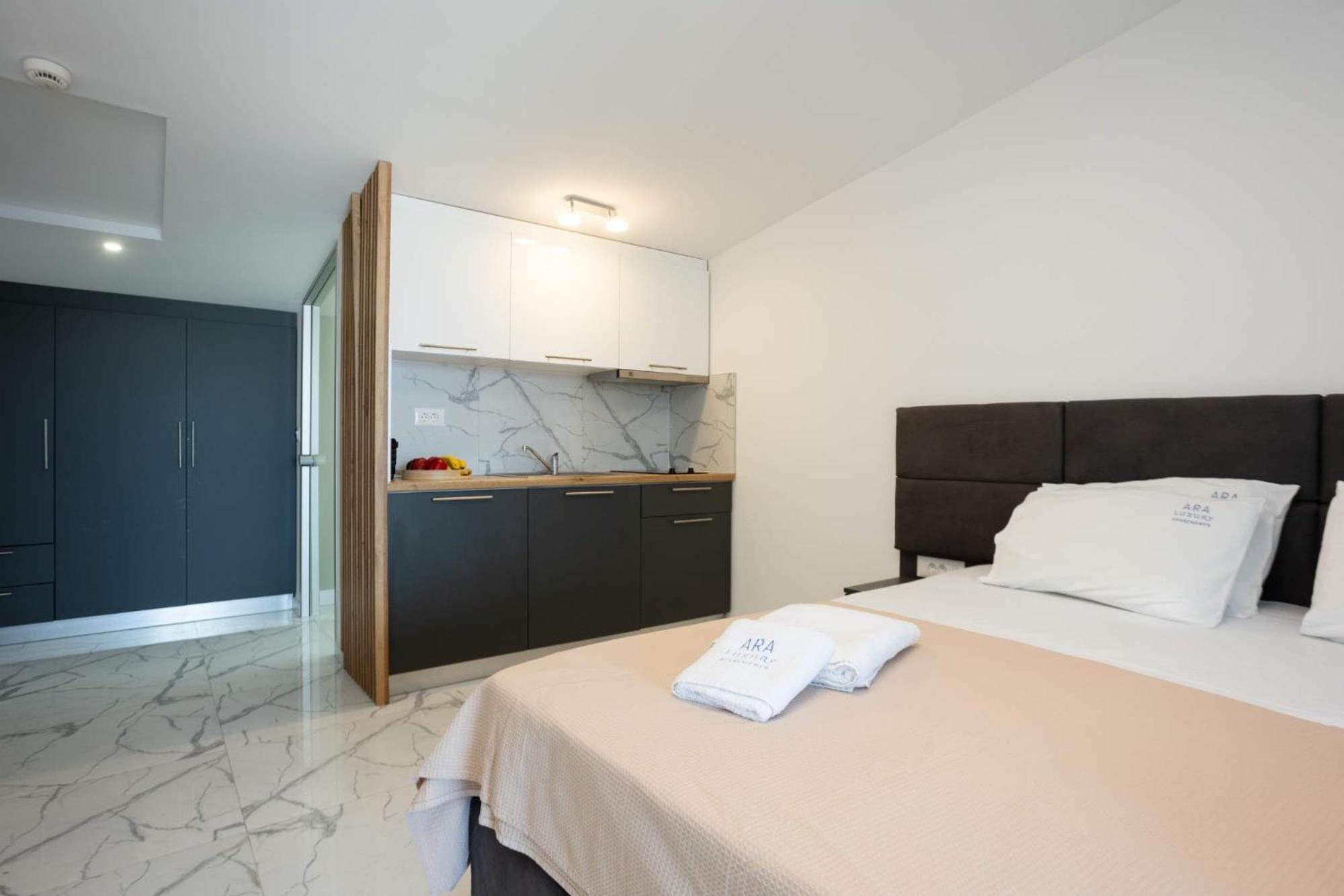 Avgerinos Apartments Полихроно Экстерьер фото
